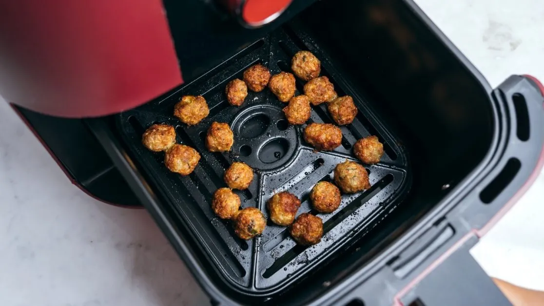 Making snack in air fryer