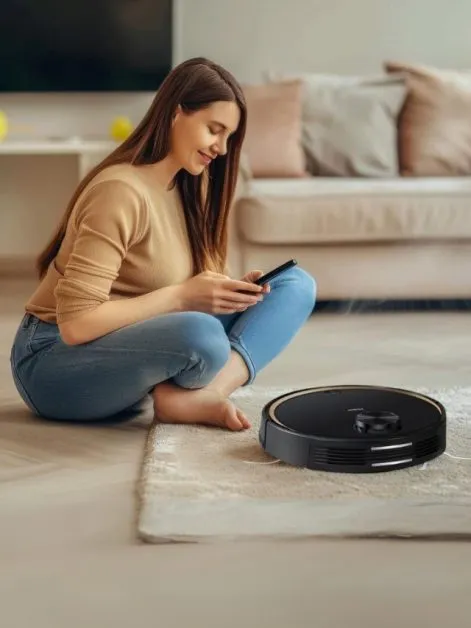 Remote Control and Smart App to guide robot vacuum cleaner