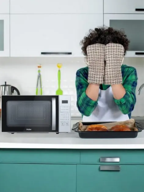 Cooking dishes in Microwave Oven