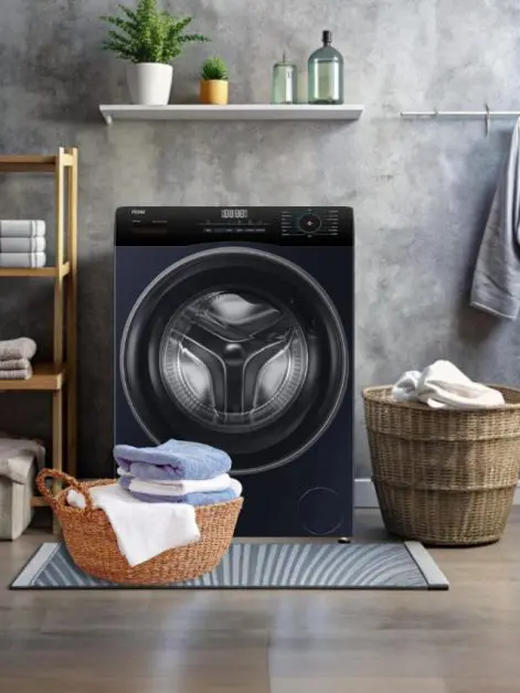 Washing machine with Inverter Technology