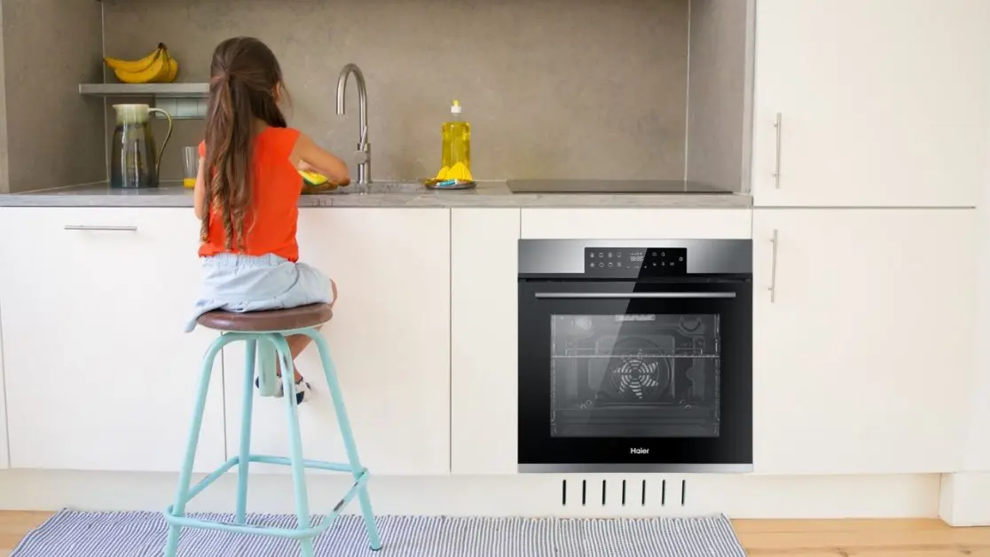 Get Smart Built-In Microwave Oven this christmas Holiday