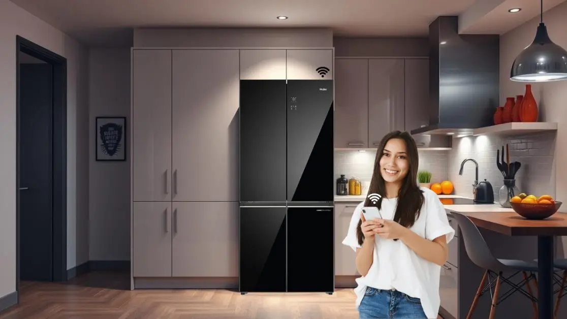 Smart Connectivity in 4 door refrigerator