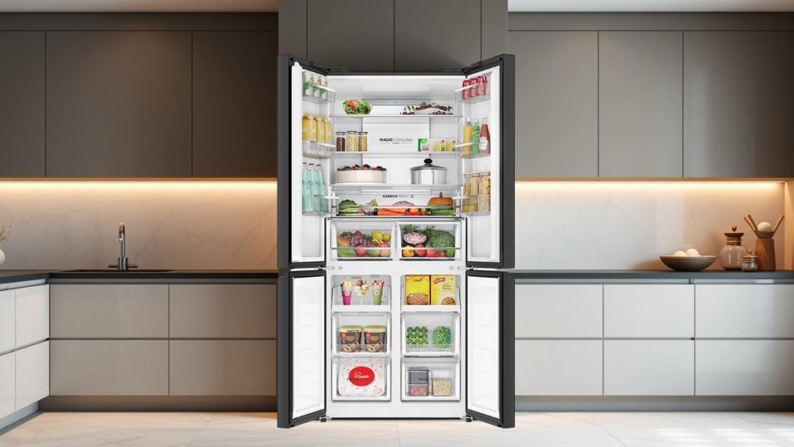 Refrigerator with no frost technology