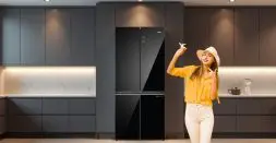 Use Holiday mode in 4 door Refrigerators