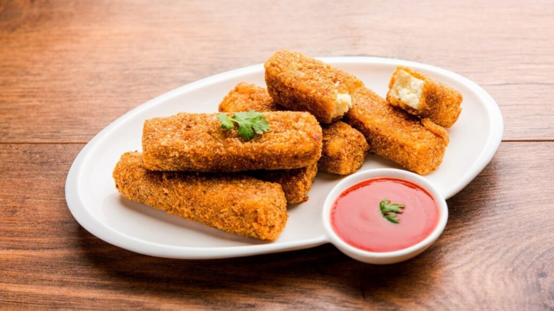 Air-fried paneer fingers made in air fryer