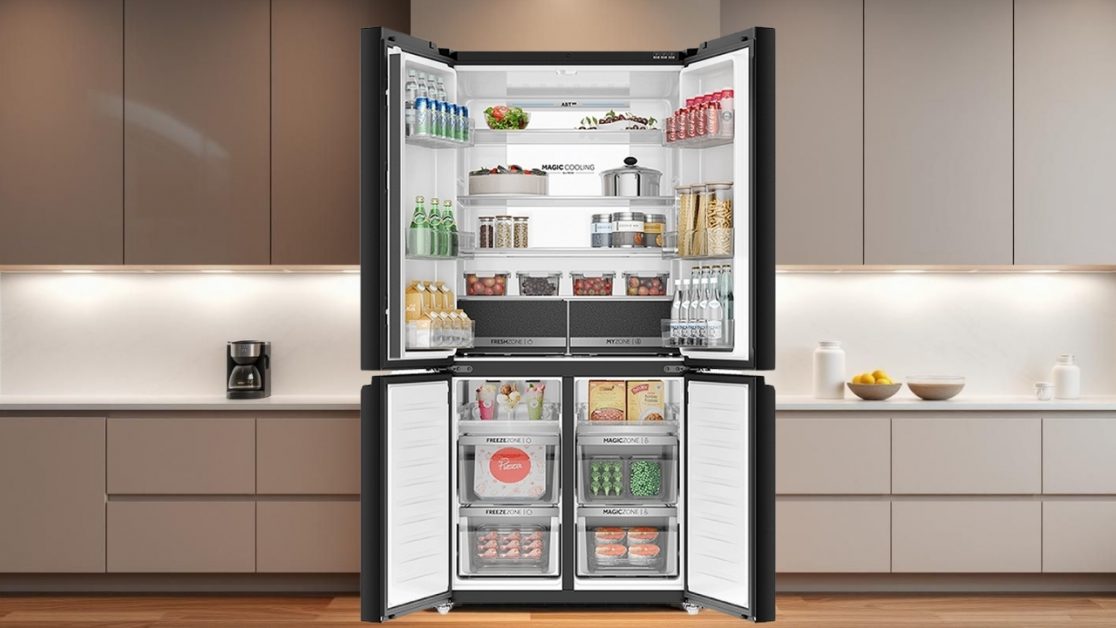 Larger Storage Space in 4 door refrigerator