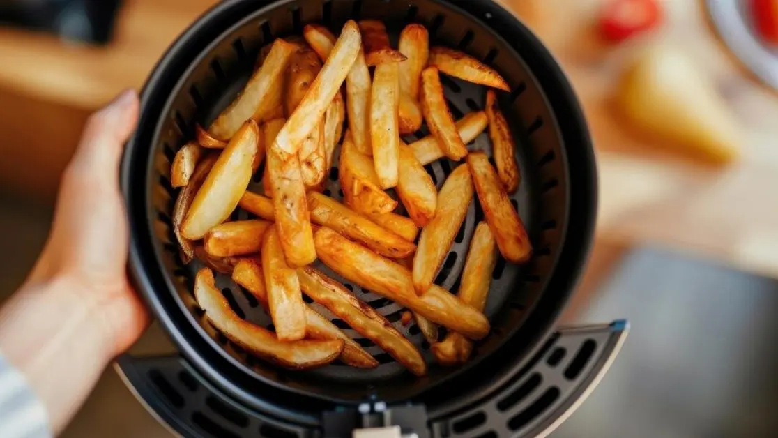 Make Crunchy fries in Air fryer