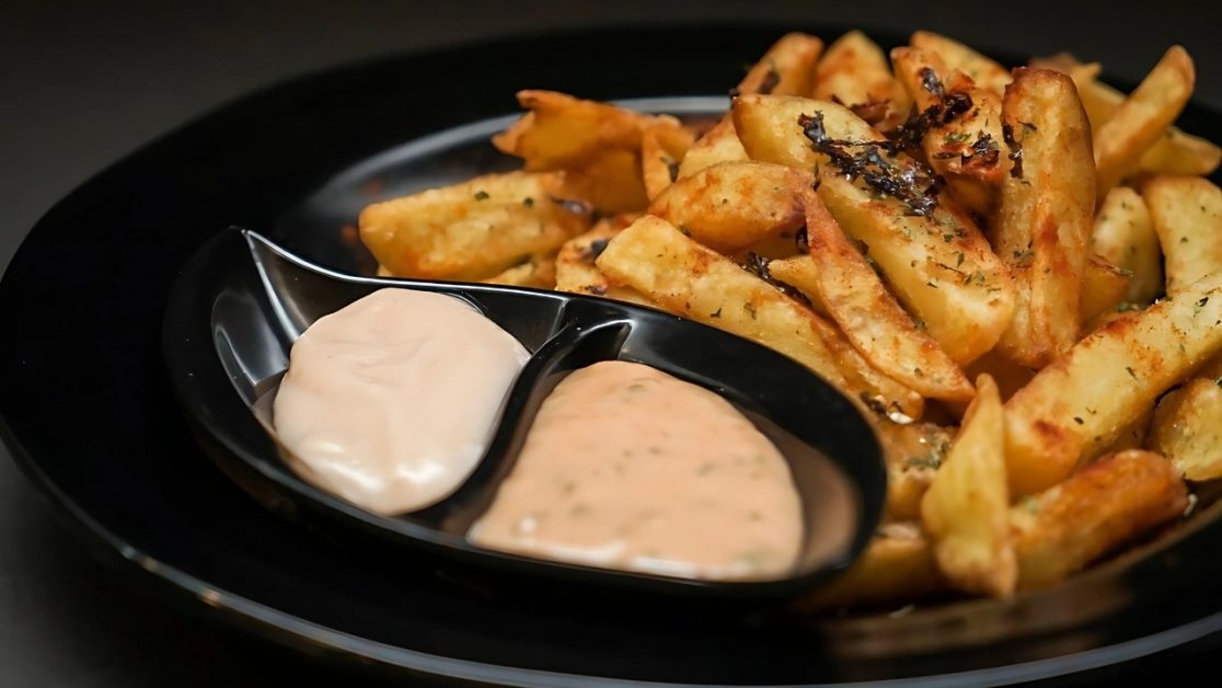 Make Perfect French Fries in Microwave with built in air fryer