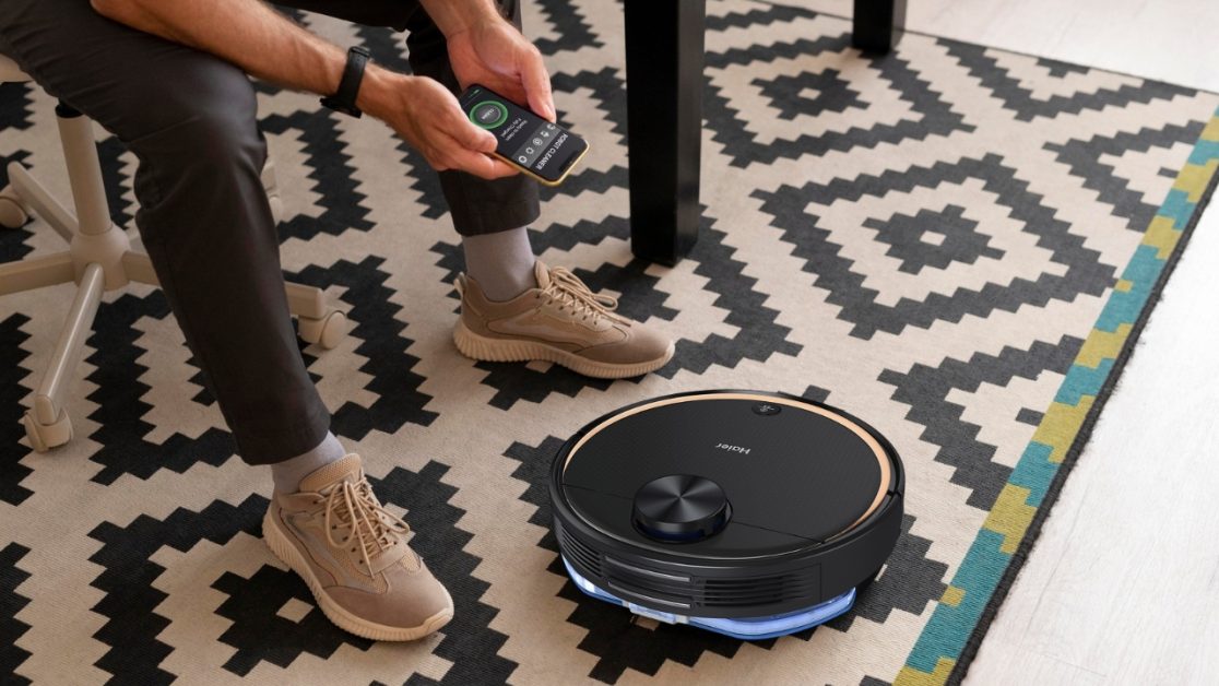 Get Smart robot vacuum cleaner
