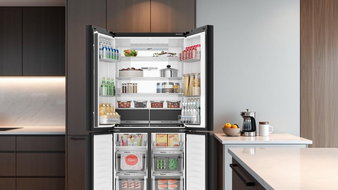 Get perfect storage in 4 door refrigerator