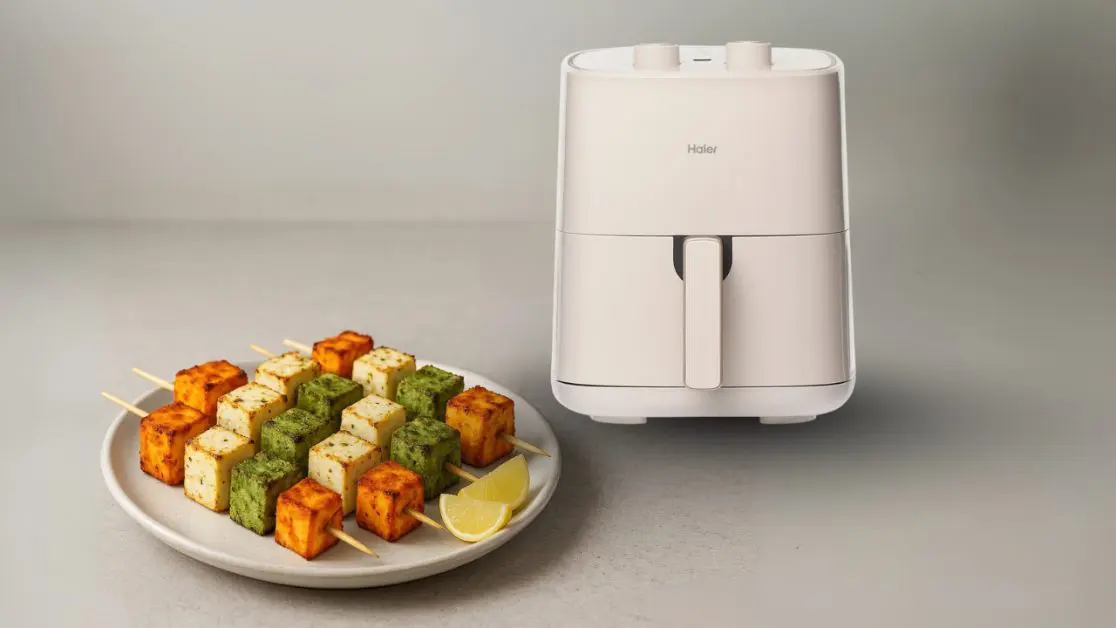 Make Tricolour Paneer Tikka Skewers in air fryer