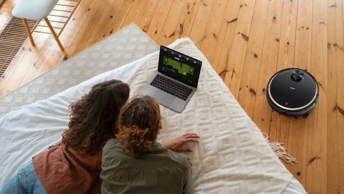 No Noise Robot vacuum cleaner