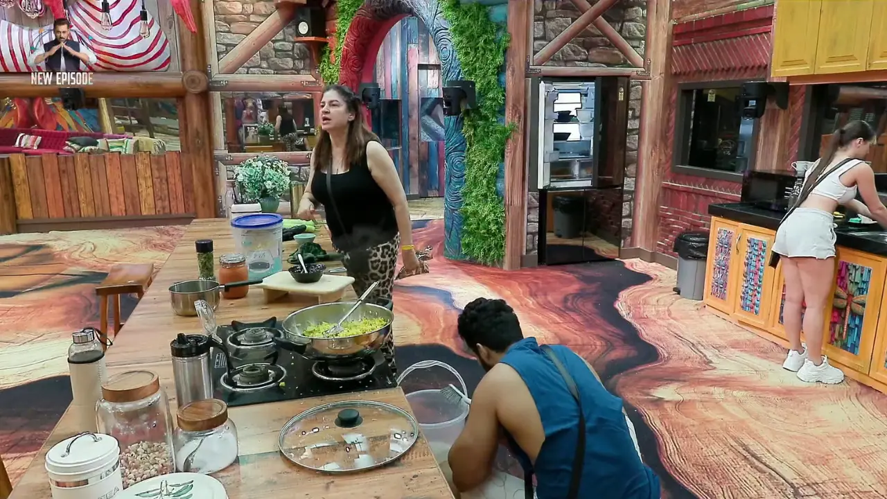Bigg Boss Fridge Is Helping Indian Moms Win the Tiffin Game