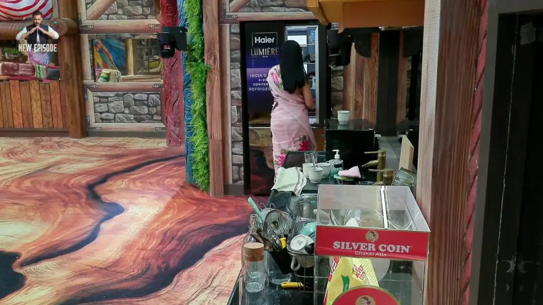 Get Feature rich refrigerator home