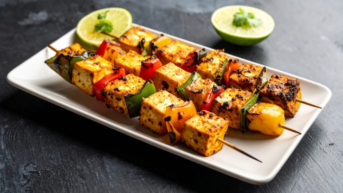 Tandoori paneer tikkas