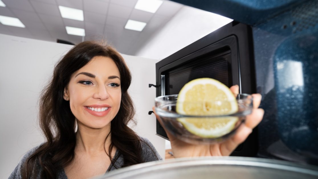 Clean Indian food stain from microwave