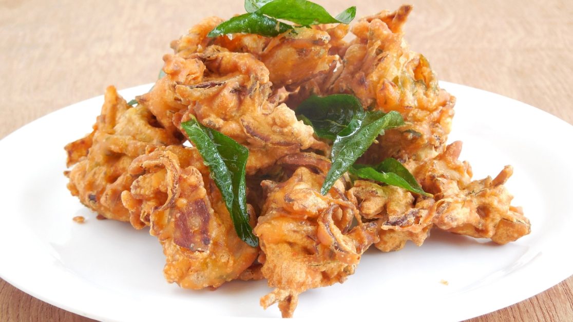 Reheating pakoras feels like a gamble