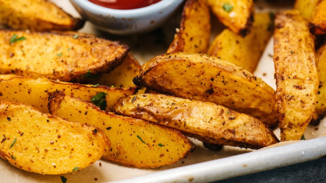 Crispy Air Fryer Potato Wedges