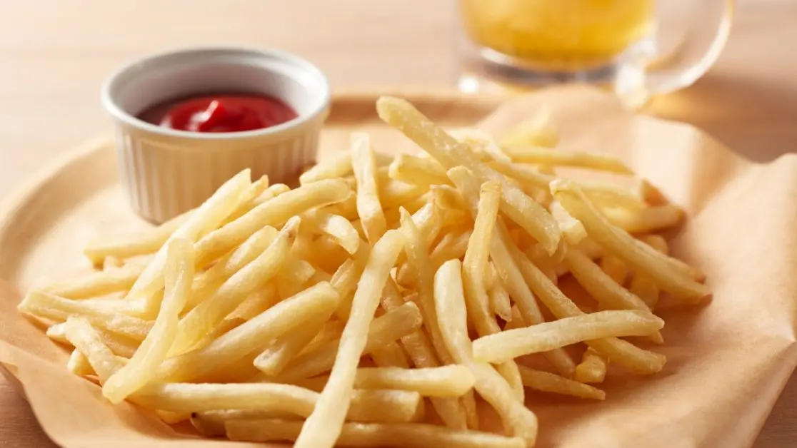Make Christmas Fries Extra Crispy Without Oil