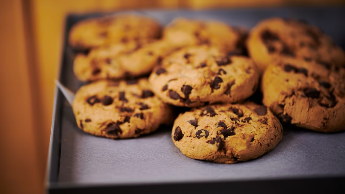 chocolate chip cookies