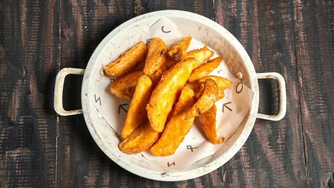 Air Fryer Potato Wedges