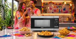 Crispy Holi Namkeen in air fryer microwave