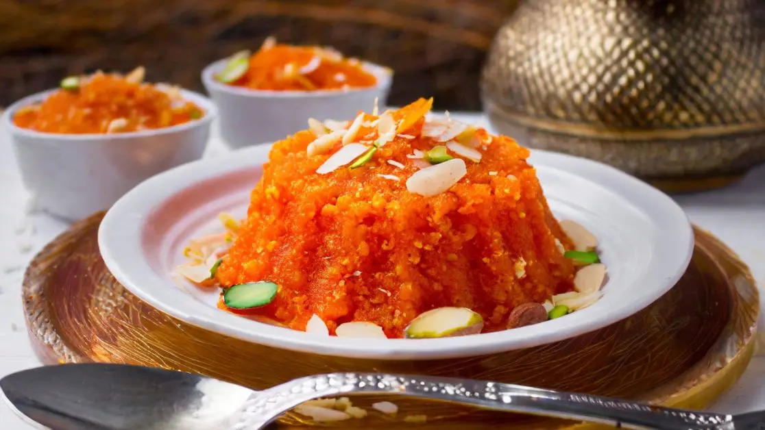 Enjoy Microwave Gajar Halwa this holi