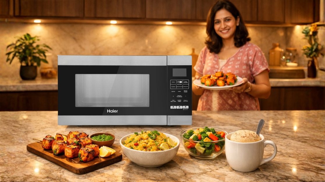 Enjoy cooking in kitchen using microwave