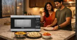 Reheat leftovers in microwave safely in march humidity