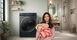 Wash Bedding and Blankets in washing machine