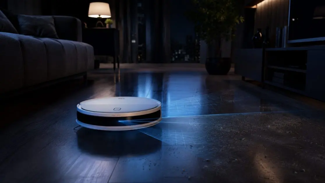 Smart robot vacuum cleaner reduce decisions